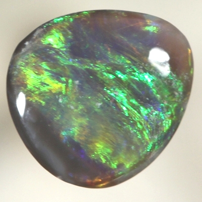 SOLID BLACK OPAL Bright, strong fire